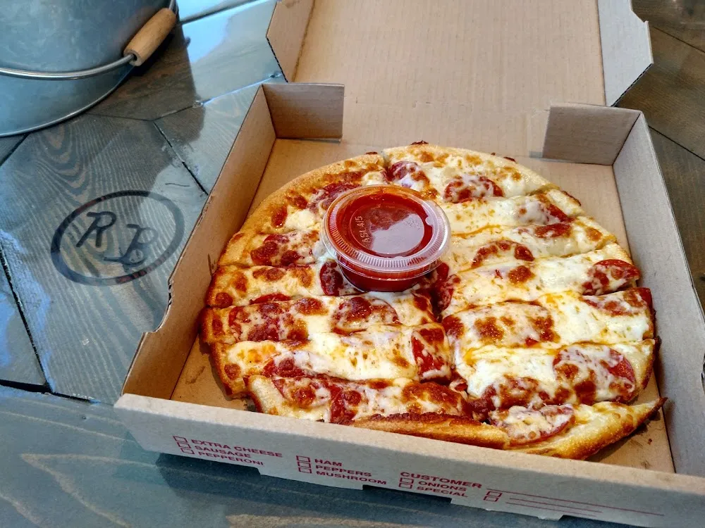 Cheesy Bread w Pepperoni