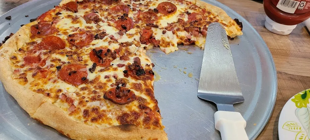 Meativers Pizza